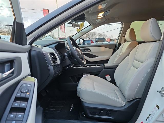 used 2025 Nissan Rogue car, priced at $28,999