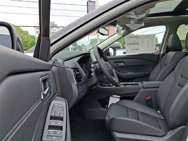 new 2025 Nissan Rogue car, priced at $41,194