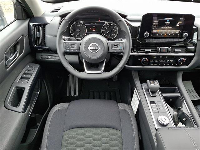 new 2025 Nissan Pathfinder car, priced at $38,771