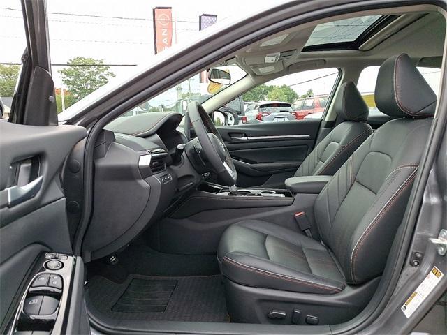 used 2025 Nissan Altima car, priced at $29,995