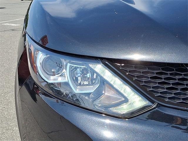 used 2019 Nissan Rogue Sport car, priced at $17,641