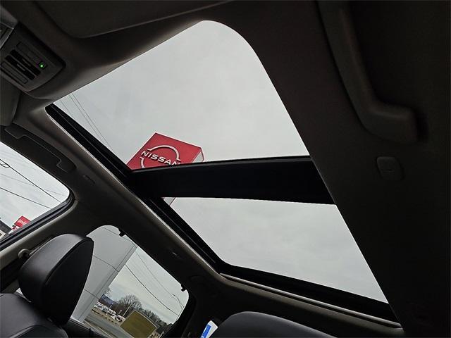 used 2022 Nissan Rogue car, priced at $20,209