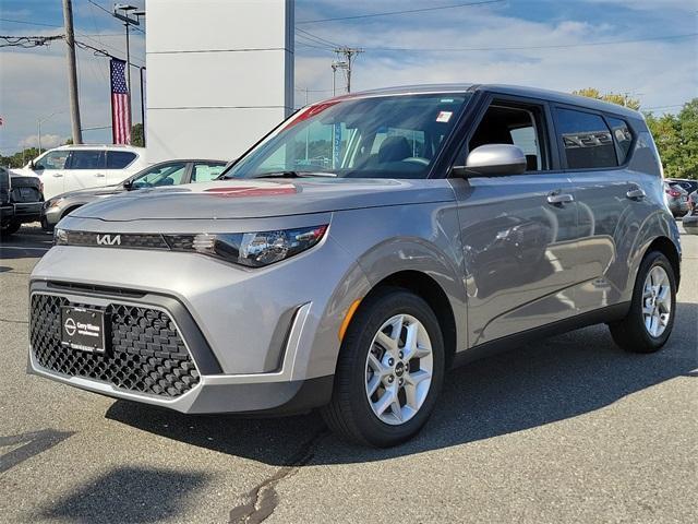 used 2023 Kia Soul car, priced at $17,037