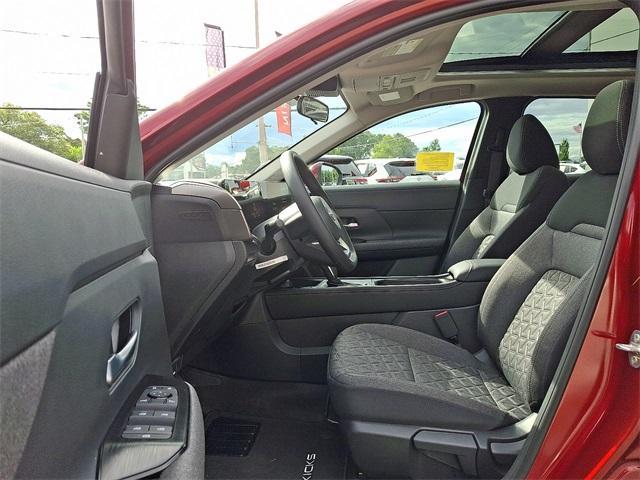 new 2025 Nissan Kicks car, priced at $26,364
