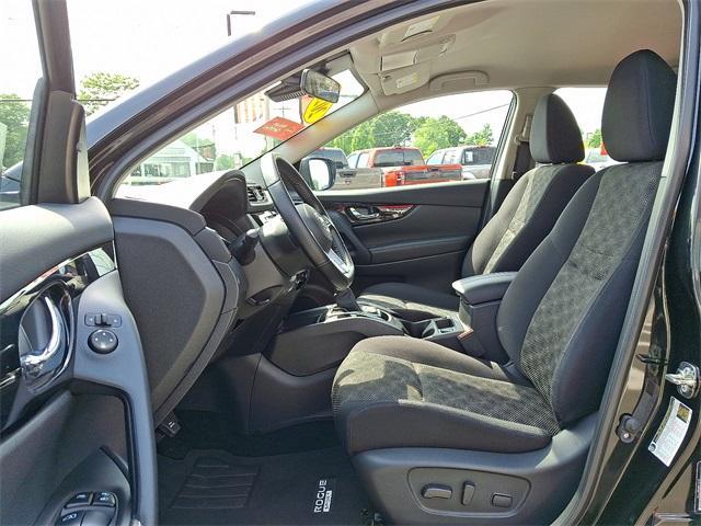 used 2022 Nissan Rogue Sport car, priced at $23,974