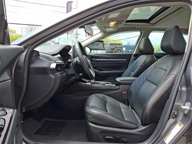used 2023 Nissan Altima car, priced at $25,867