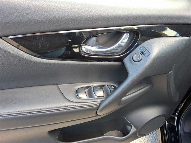 used 2020 Nissan Rogue Sport car, priced at $13,475