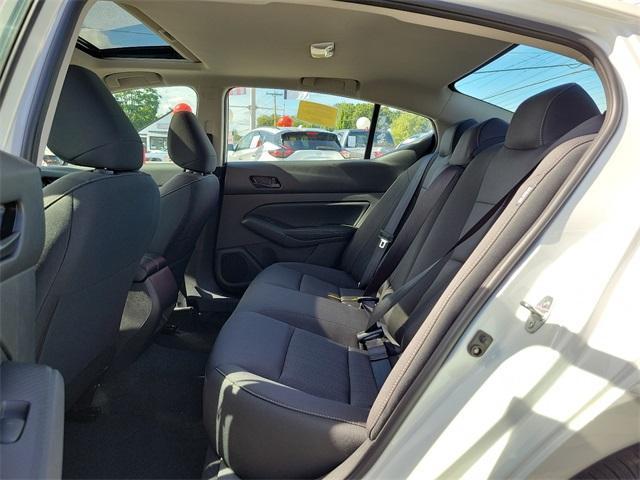 new 2025 Nissan Altima car, priced at $28,250