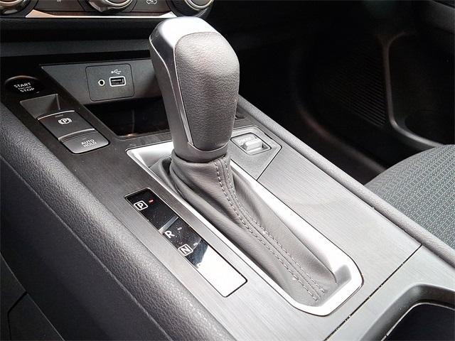 used 2025 Nissan Kicks car
