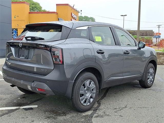 used 2025 Nissan Kicks car