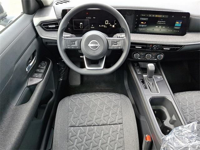 new 2025 Nissan Kicks car, priced at $27,738