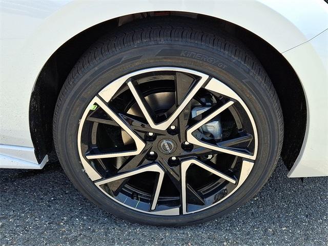 new 2025 Nissan Sentra car, priced at $26,418