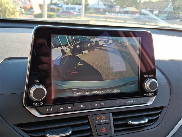 used 2025 Nissan Altima car, priced at $25,995