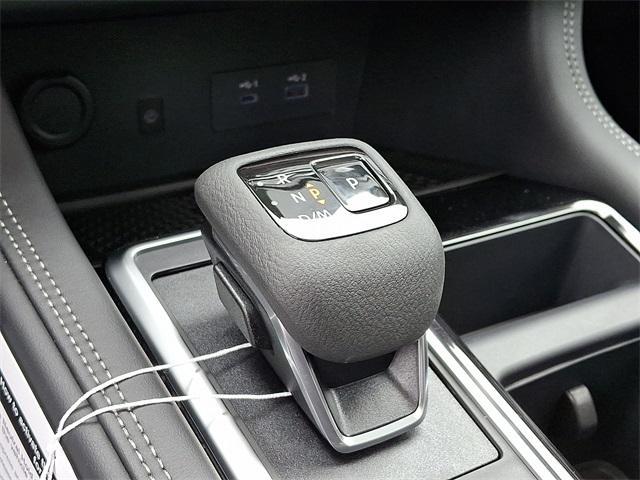 new 2025 Nissan Pathfinder car, priced at $51,477