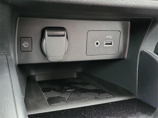 new 2025 Nissan Versa car, priced at $21,958