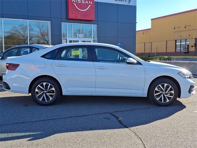 used 2024 Volkswagen Jetta car, priced at $21,757