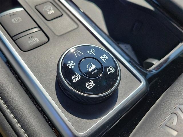 new 2025 Nissan Pathfinder car, priced at $46,797