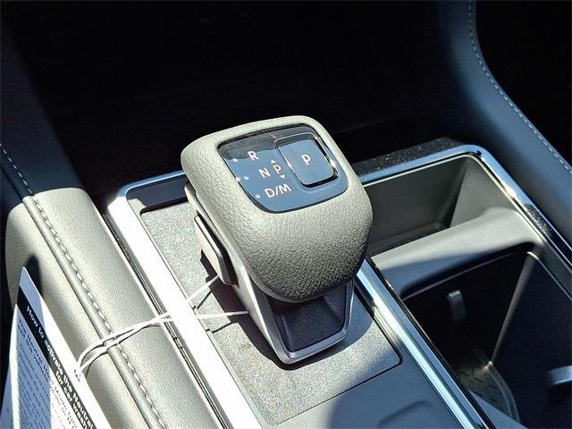 new 2025 Nissan Pathfinder car, priced at $43,559