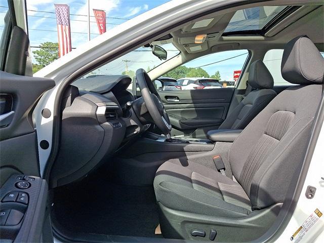 new 2025 Nissan Altima car, priced at $30,133