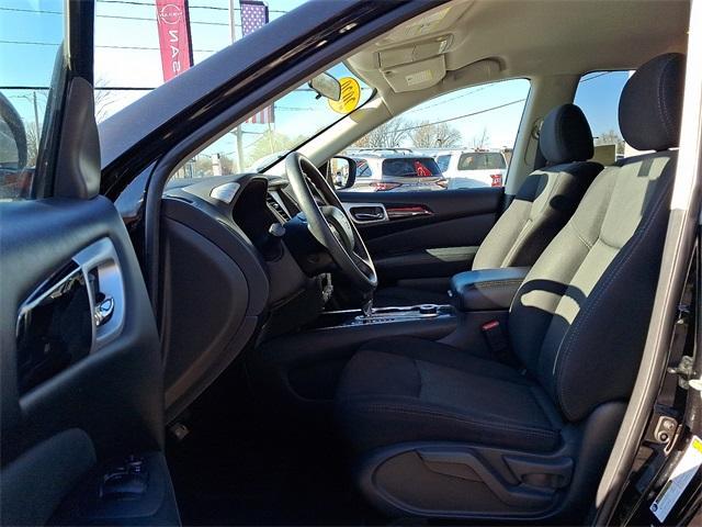 used 2020 Nissan Pathfinder car, priced at $16,368