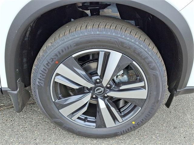 new 2025 Nissan Rogue car, priced at $39,326