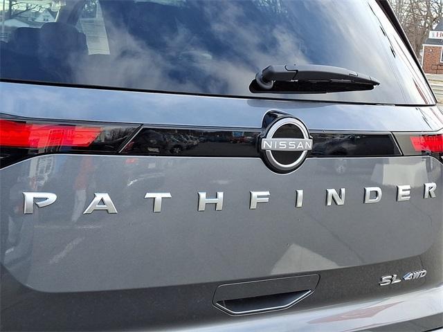 new 2025 Nissan Pathfinder car, priced at $41,370