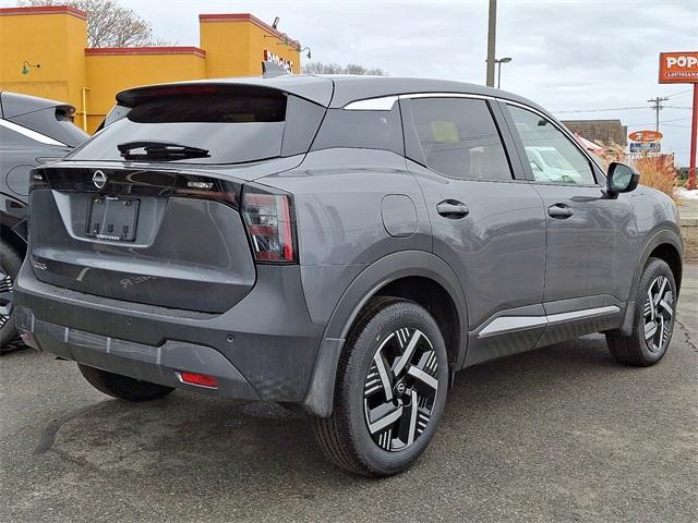 new 2025 Nissan Kicks car, priced at $25,046