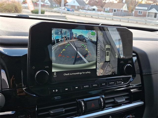 new 2025 Nissan Pathfinder car, priced at $38,670