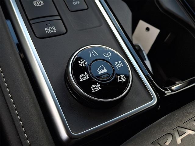 new 2025 Nissan Pathfinder car, priced at $38,670