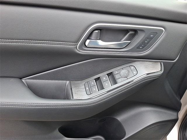 new 2026 Nissan Rogue car, priced at $39,259