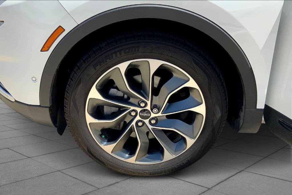 used 2022 Lincoln Nautilus car, priced at $34,742