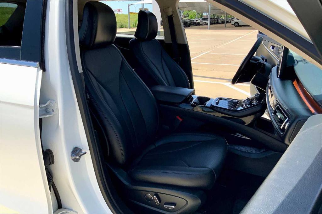 used 2022 Lincoln Nautilus car, priced at $34,742
