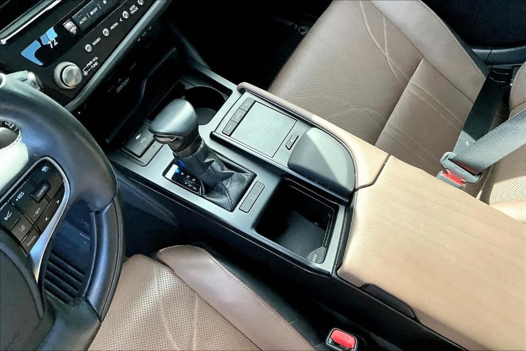 used 2022 Lexus ES 350 car, priced at $39,229