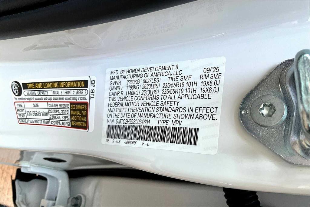 new 2025 Acura RDX car, priced at $49,250