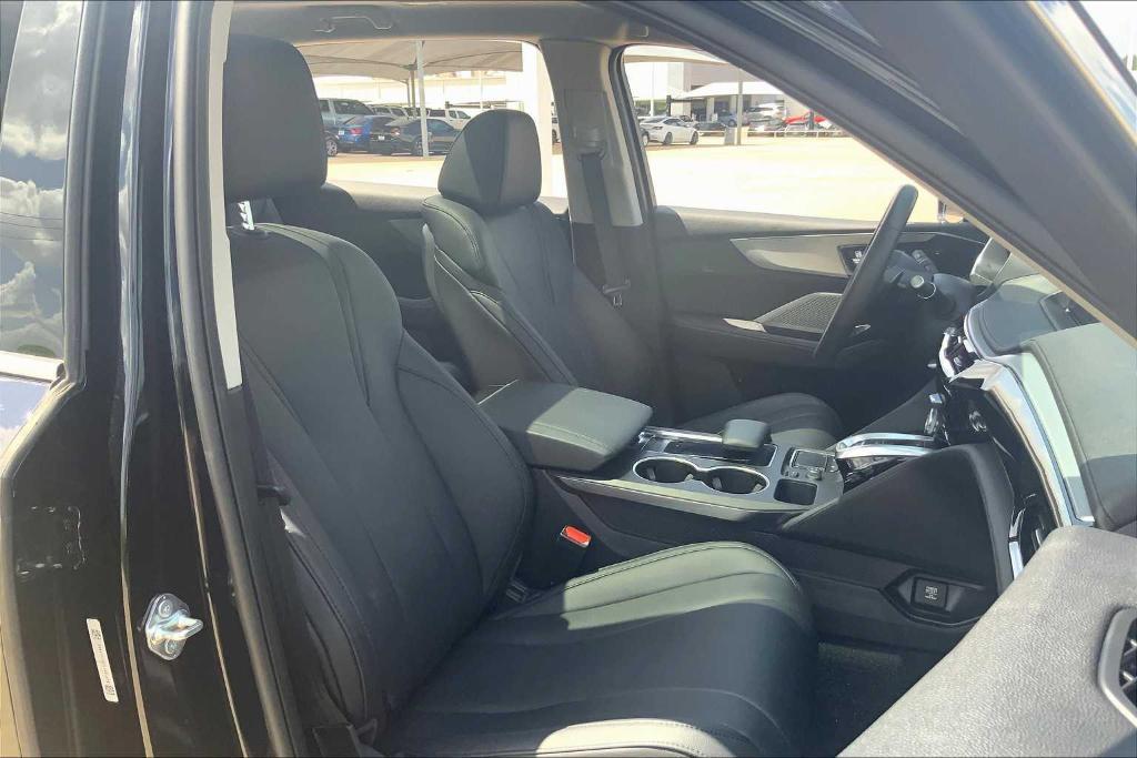 used 2024 Acura MDX car, priced at $41,995
