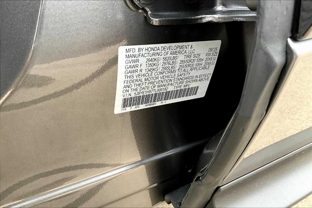 new 2026 Acura MDX car, priced at $70,850