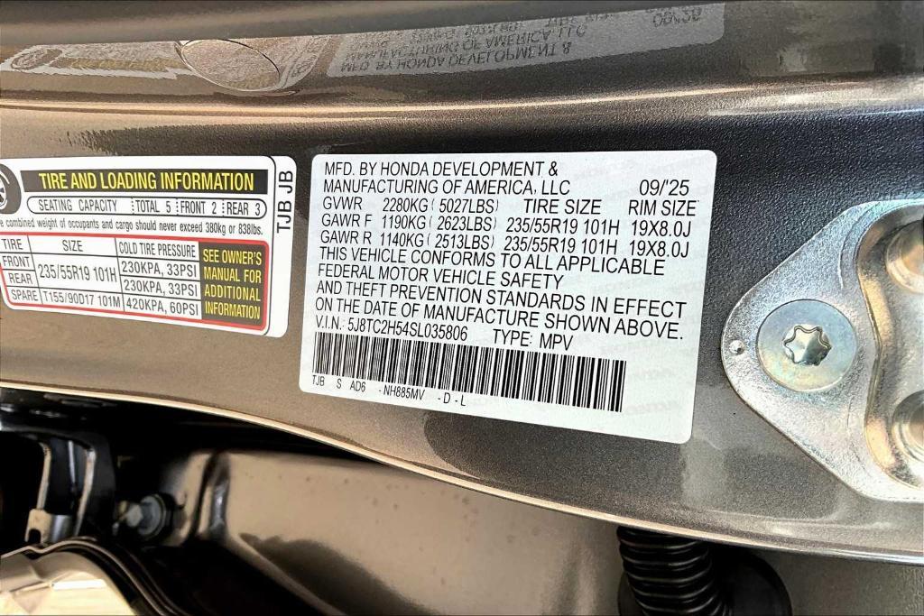 new 2025 Acura RDX car, priced at $49,250