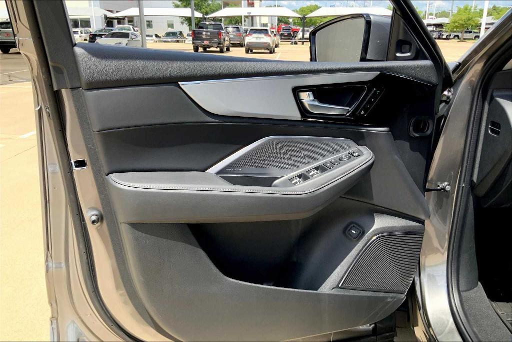 new 2025 Acura MDX car, priced at $62,245