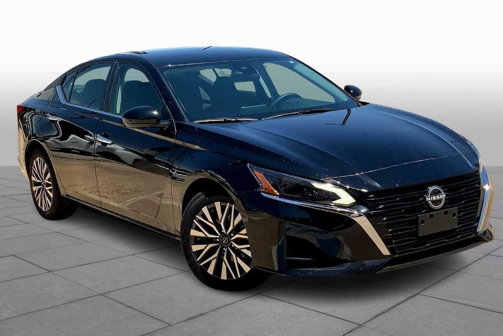 used 2023 Nissan Altima car, priced at $20,995