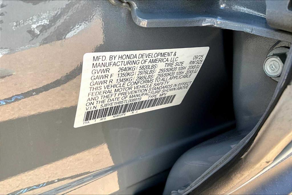 new 2026 Acura MDX car, priced at $70,850