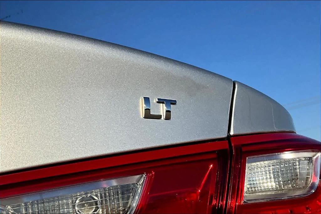 used 2018 Chevrolet Malibu car, priced at $10,995