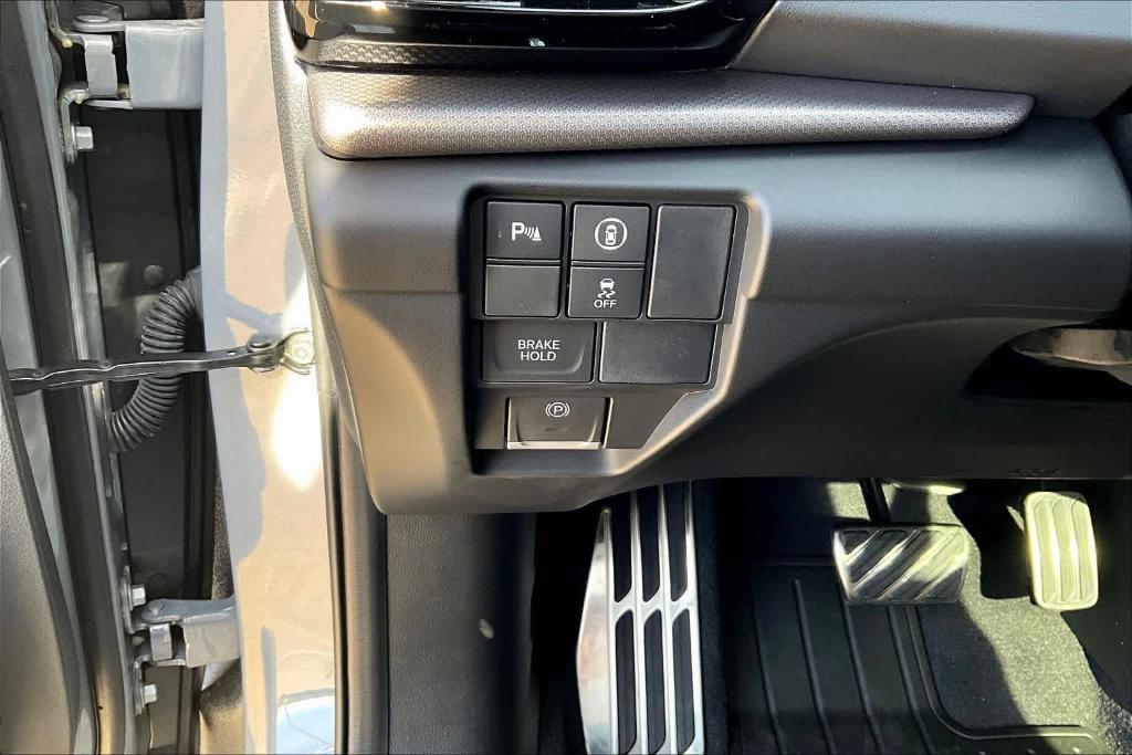 new 2026 Acura RDX car, priced at $52,650