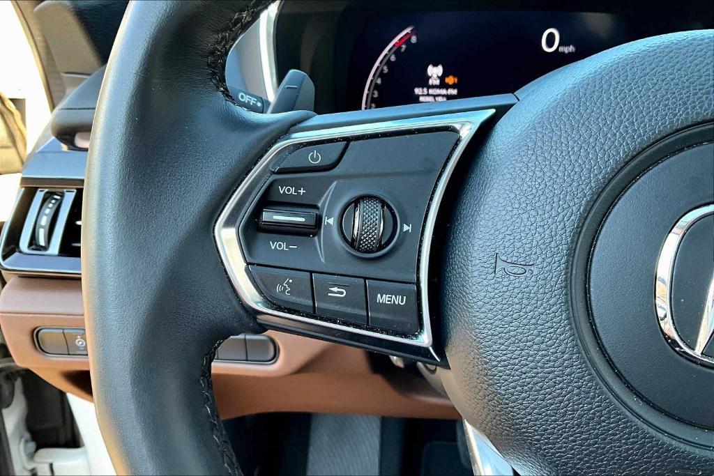 used 2025 Acura MDX car, priced at $51,084