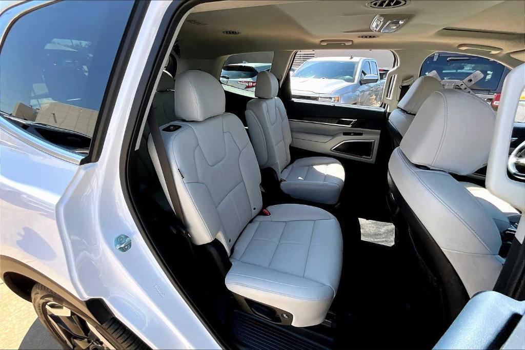 used 2024 Kia Telluride car, priced at $39,442