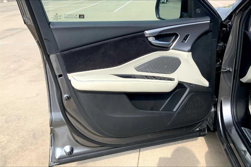 new 2025 Acura RDX car, priced at $57,895