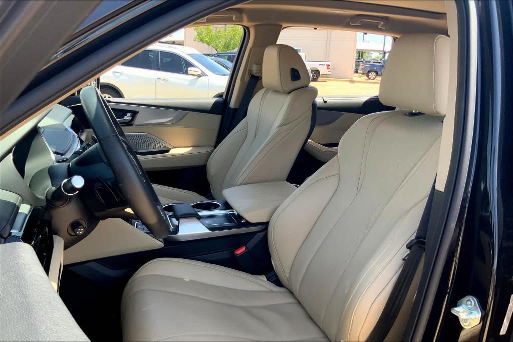 used 2024 Acura MDX car, priced at $49,192