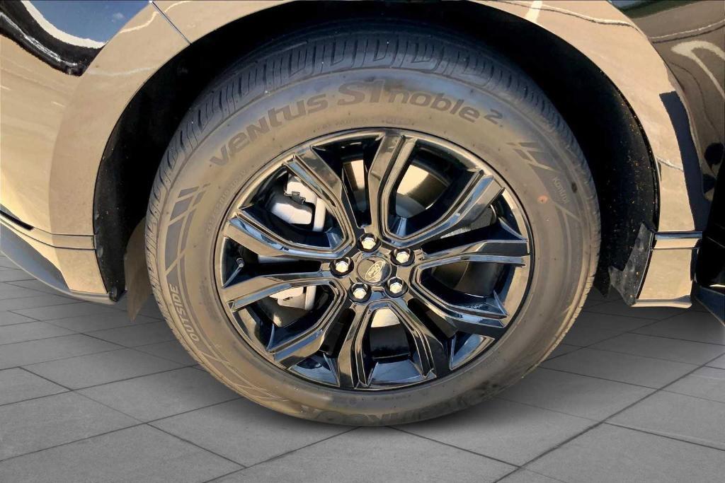 used 2023 Ford Edge car, priced at $24,995