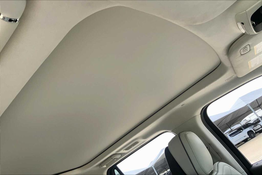 used 2020 Lincoln Navigator car, priced at $44,086