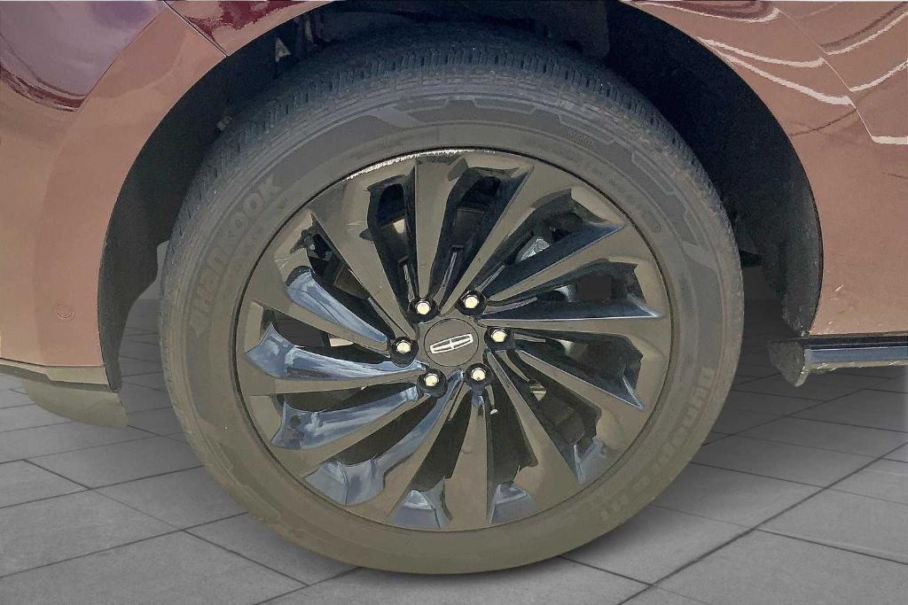 used 2020 Lincoln Navigator car, priced at $44,086
