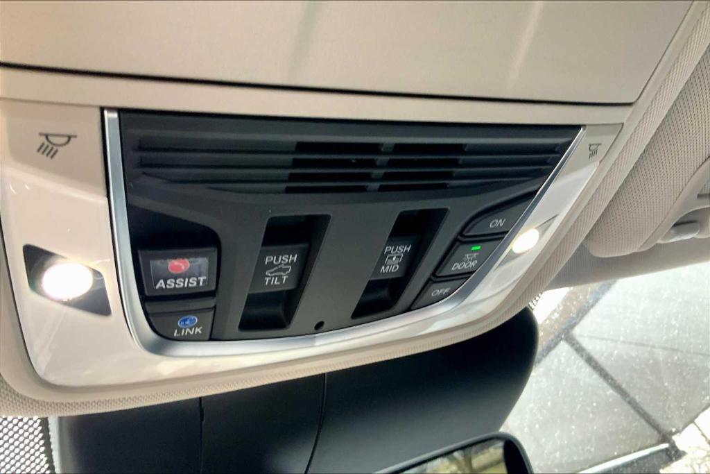 new 2025 Acura RDX car, priced at $50,145